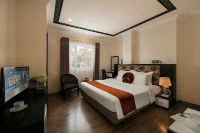 Deluxe City View — Serenity Diamond Hotel